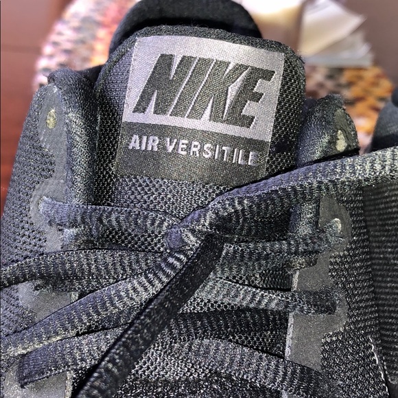 Nike Basketball Sneakers - Picture 4 of 7